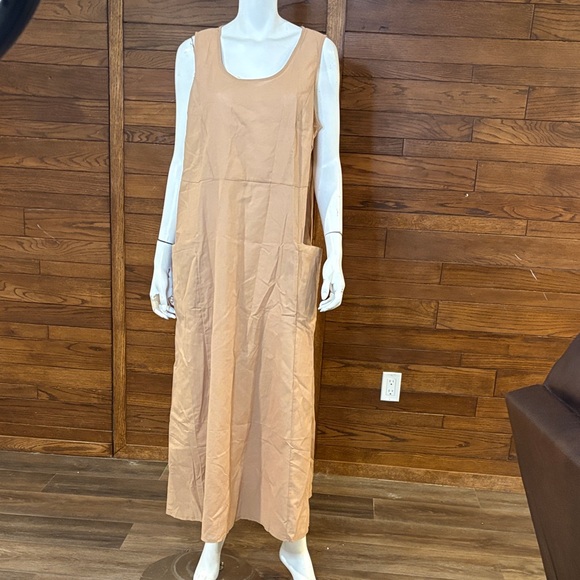 Source Unknown Dresses & Skirts - Source Unknown Tan Maxi Dress